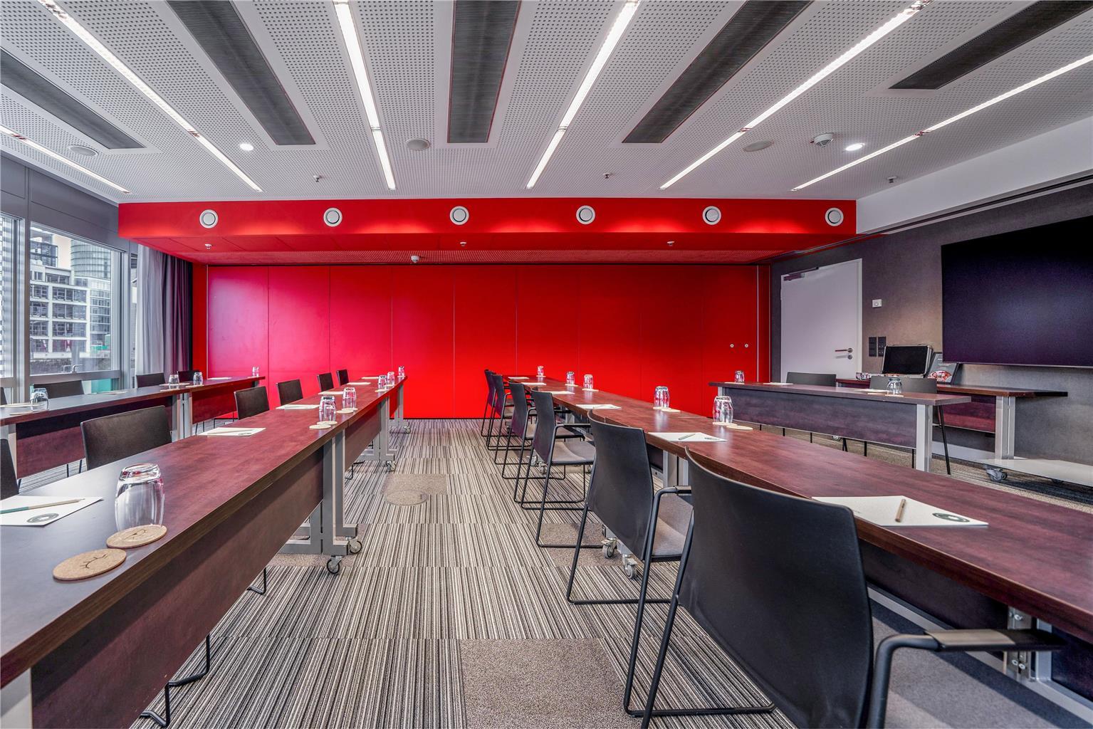 Hotel Innside By Meliá Hafen 4*